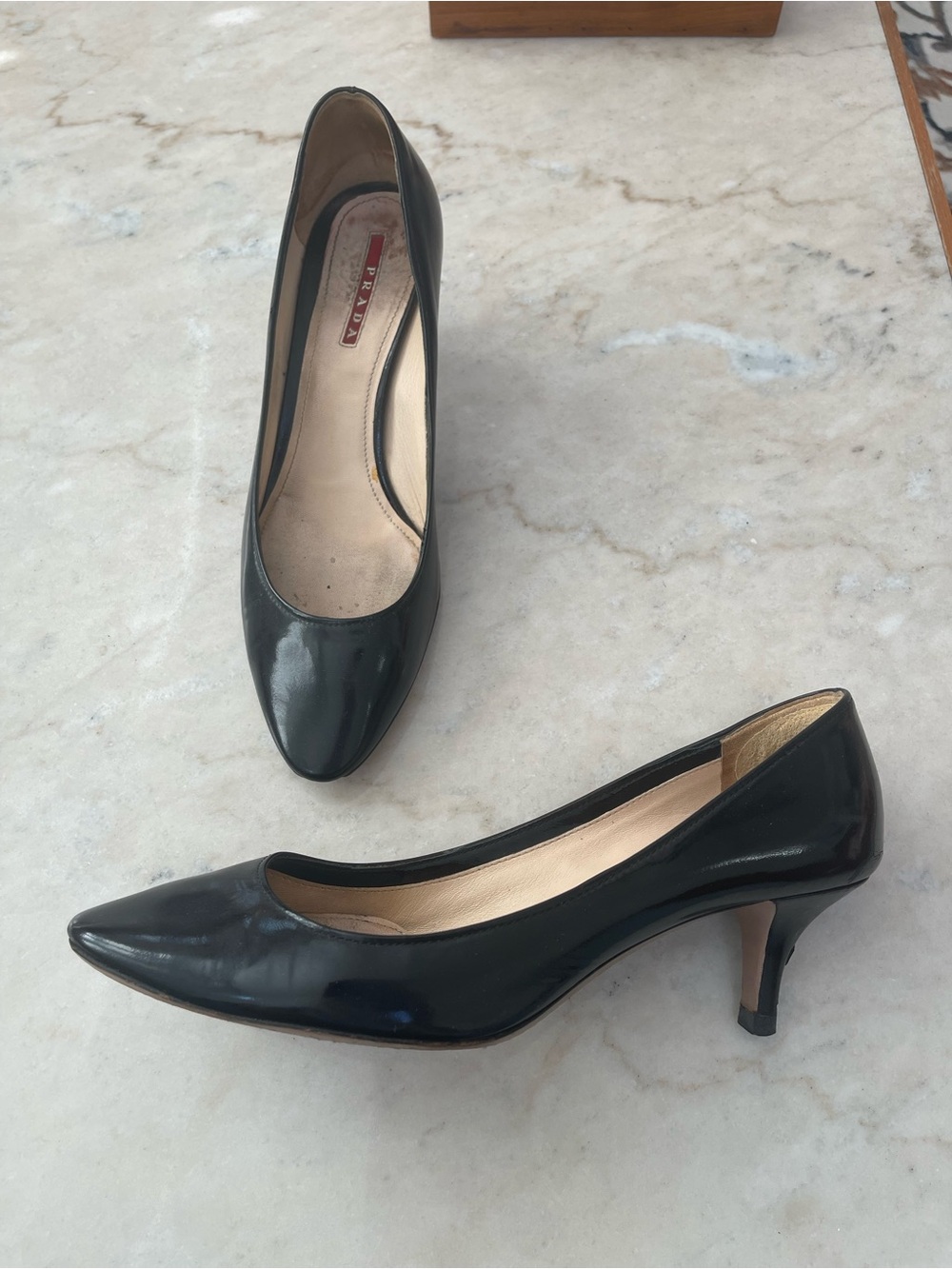 Prada Black Patent Pointed-Toe kitten Mid Heel Pumps